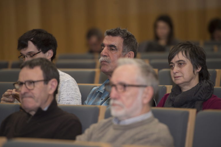 2018-12-18, Donostia. Demokrazia Bai-ren agerraldia. Estatus berri bati buruzko agiria, eta agiri hori sostengatzen duten sinadurak aurkeztuo dituzte. Han izan dira, besteak beste, Juan Jose Ibarretxe, Joseba Azkarraga, Iñigo Iruin, Rafa Diez, Nekane Alzelai.
18-12-2018, San Sebastián. Comparecencia de Demokrazia Bai, para presentar un manifiesto sobre el nuevo estatus y las firmas que lo sustentan. Comparecerán entre otros Juan Jose Ibarretxe, Joseba Azkarraga, Iñigo Iruin, Rafa Diez, Nekane Alzelai.